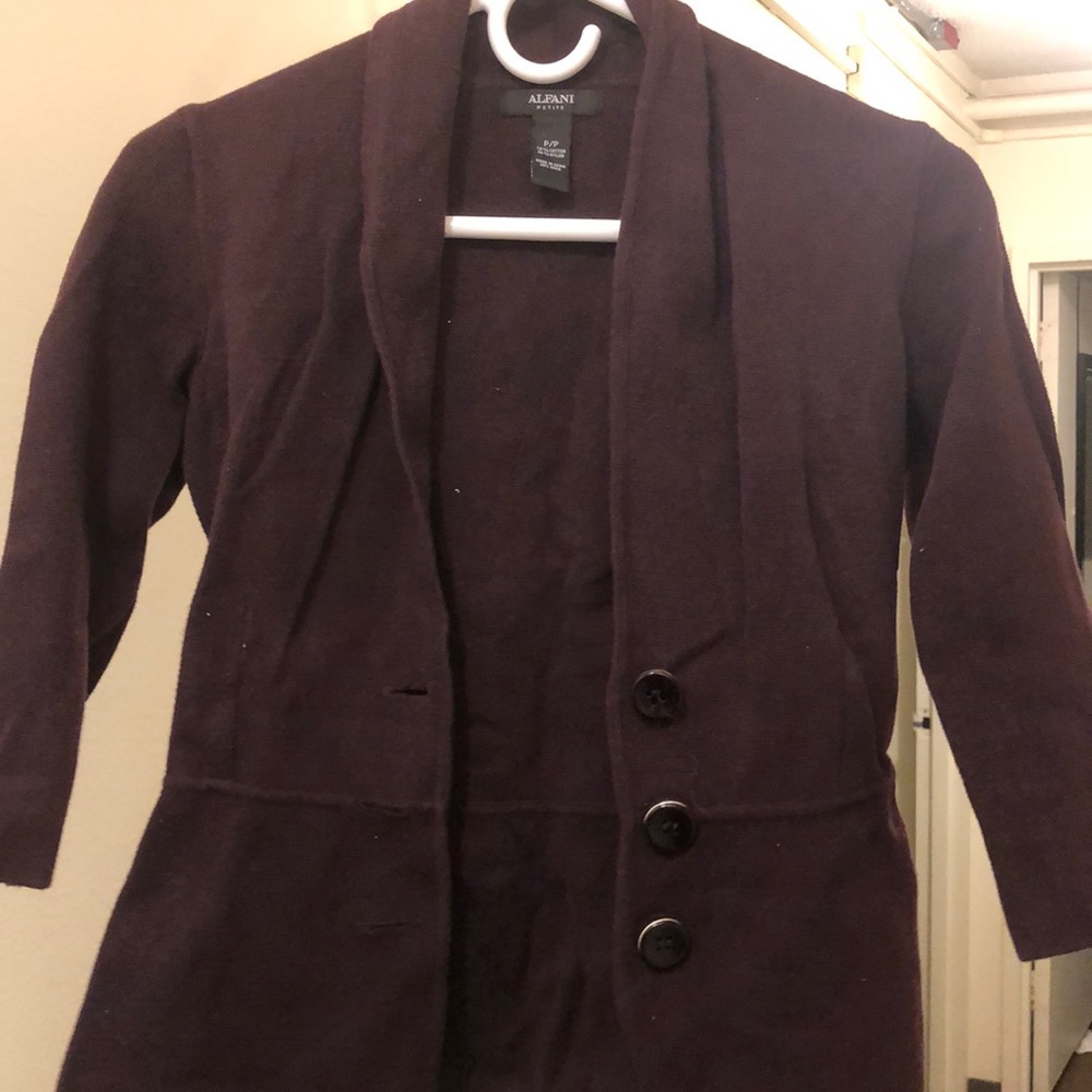 Super cute maroon jacket